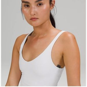 White Align Tank